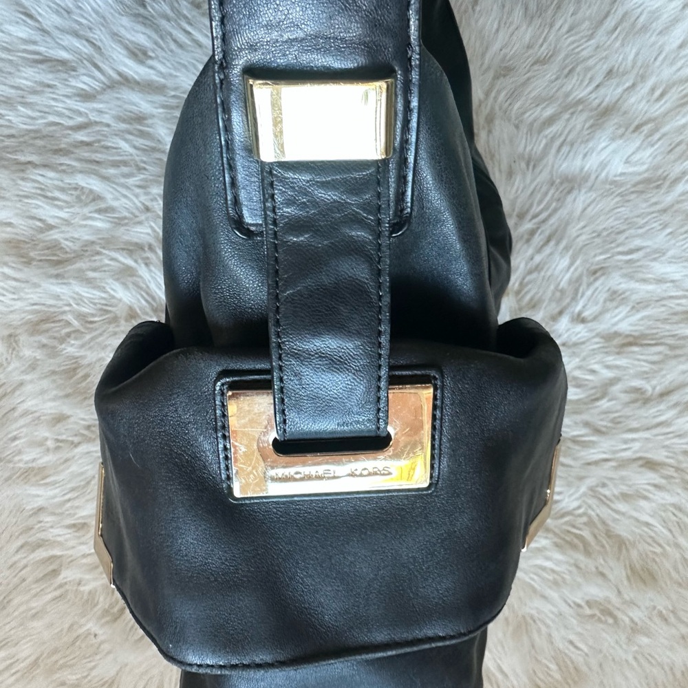 Michael Kors Beverly Black Shoulder Bag with Gold Accents Damaged - Picture 6 of 16